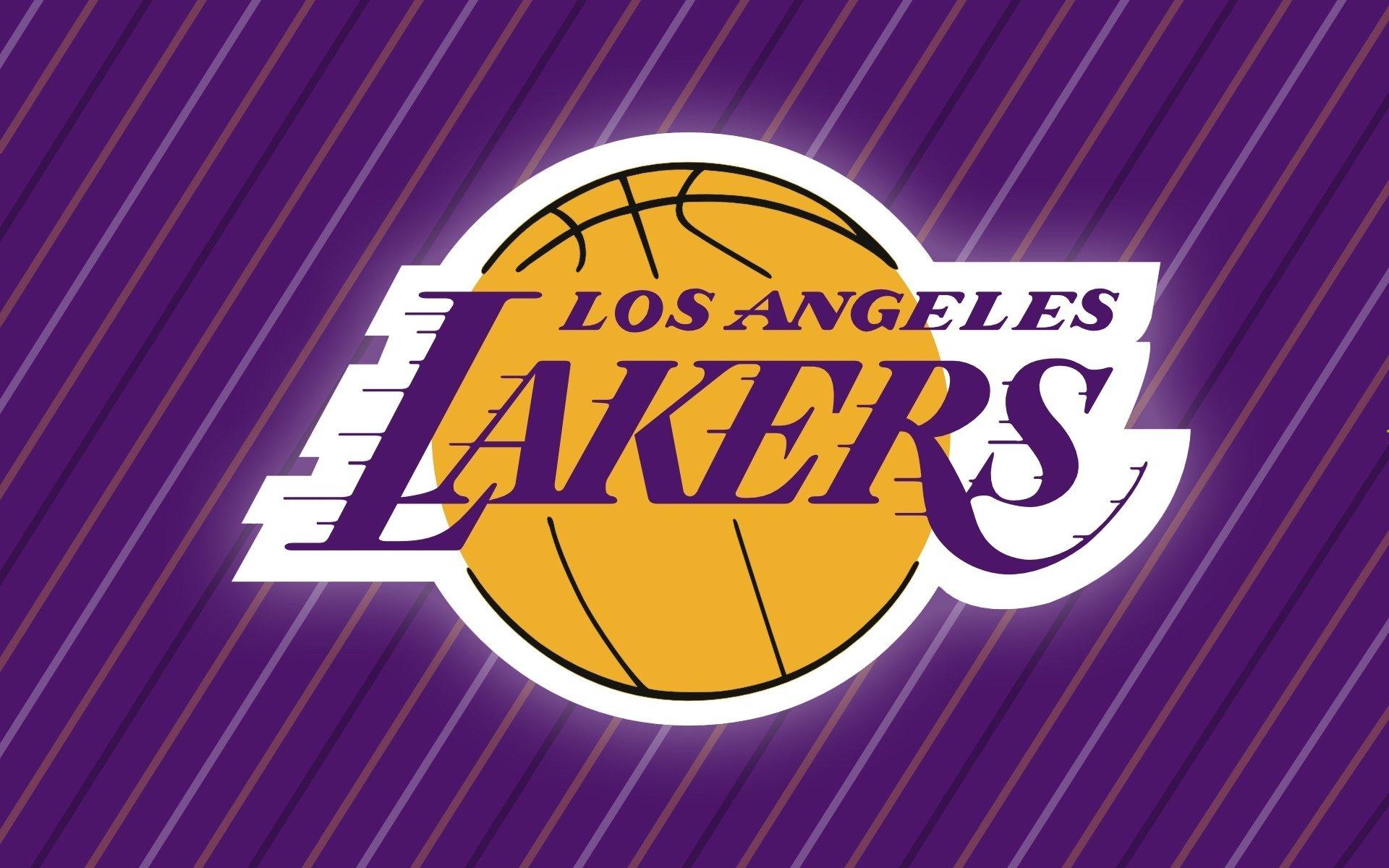 NBA总决赛激战正酣,勇士队逆转取胜扳平大比分